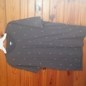 women xl short sleeve tee, gray with red flamingos